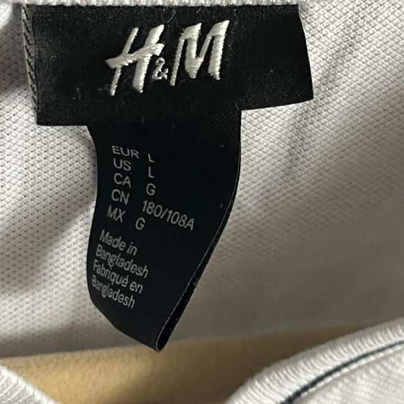 H&M White Short Sleeve Top - Picture 2 of 2